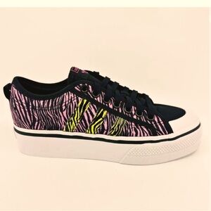 Adidas Originals Nizza Platform
Black Yellow Pink Zebra Women worn 1
7.5  1E9626